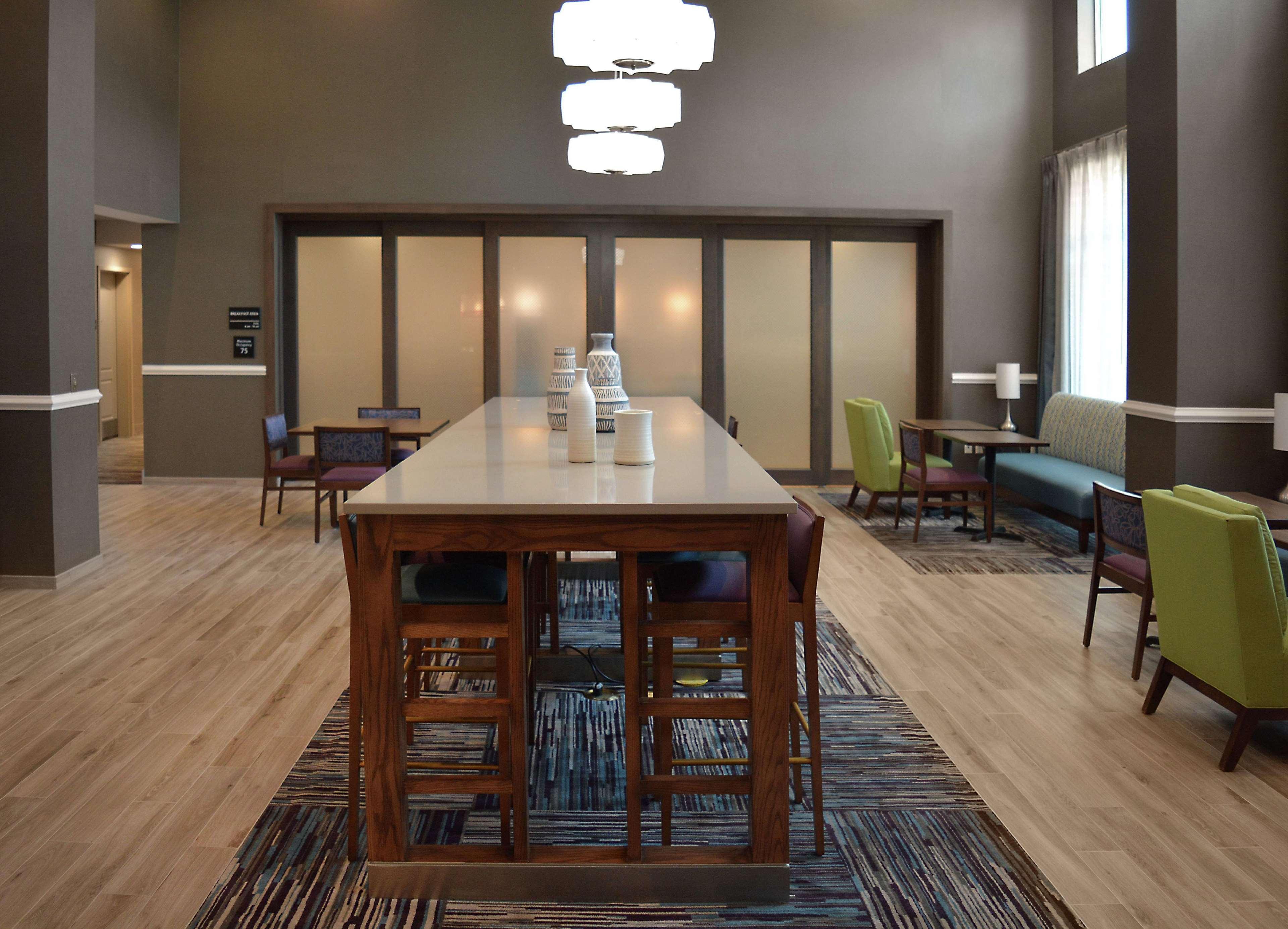 Hampton Inn & Suites Philadelphia/Media Ngoại thất bức ảnh