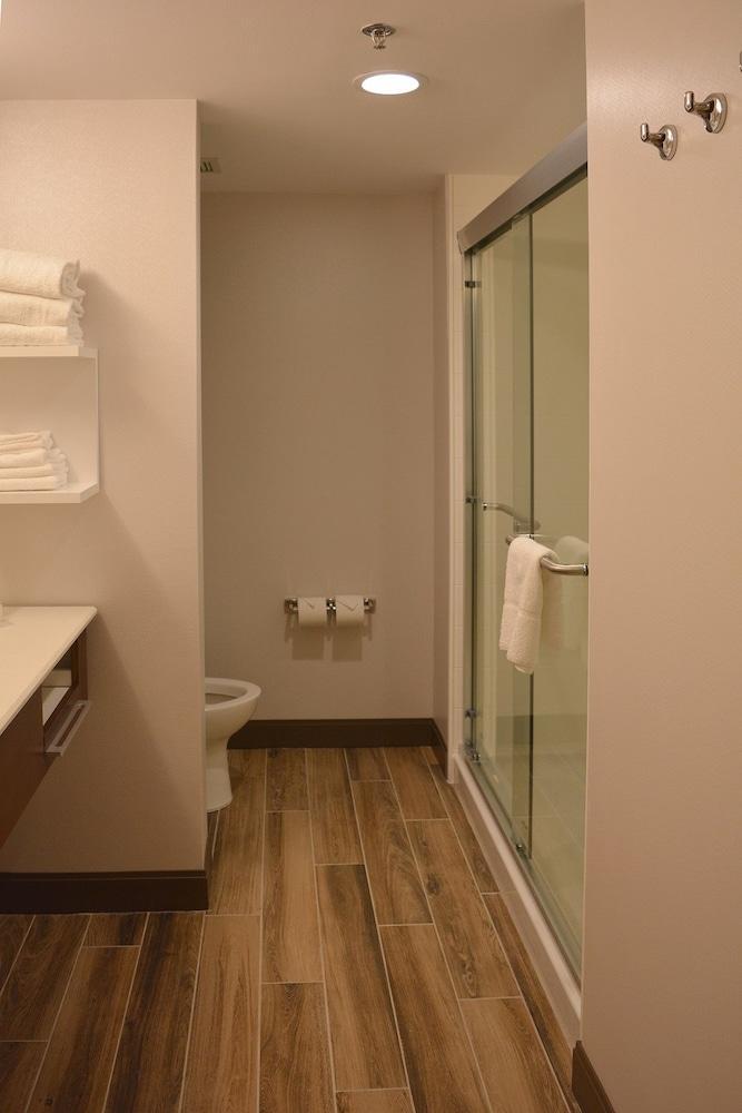 Hampton Inn & Suites Philadelphia/Media Ngoại thất bức ảnh
