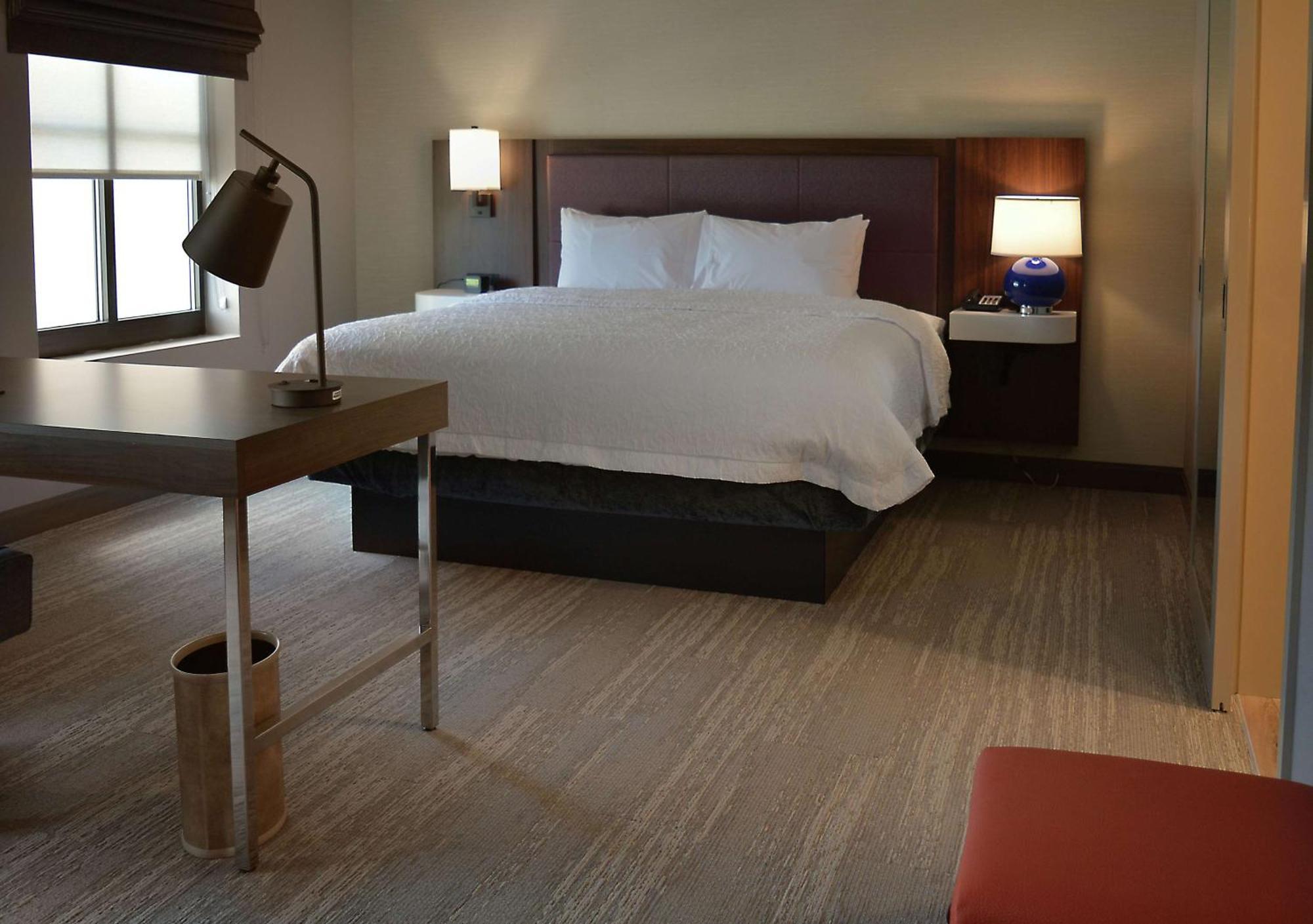 Hampton Inn & Suites Philadelphia/Media Ngoại thất bức ảnh